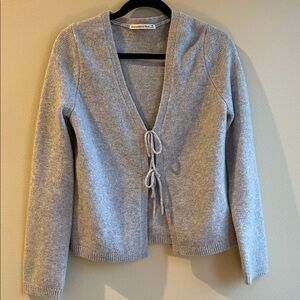 Abercrombie & Fitch Light Gray Women's Cardigan